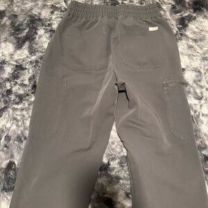Figs Women's Yola Skinny Gray Scrub Pants.  HIGH WAISTED